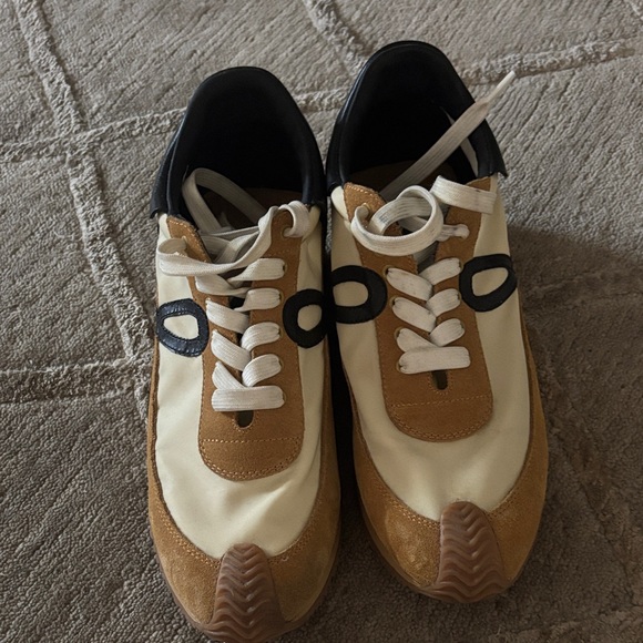 Stylish women's Sneakers in Cream and Tan - Picture 2 of 5